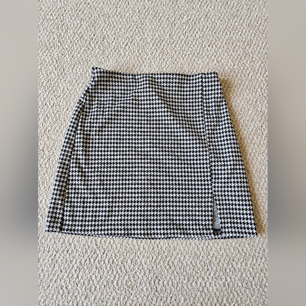 H&M Divided Women's Mini Skirt